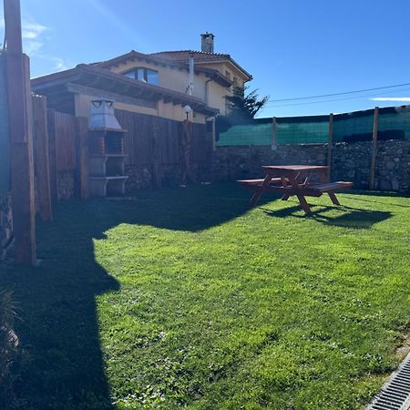 La Casina Villa Oviñana Exteriör bild